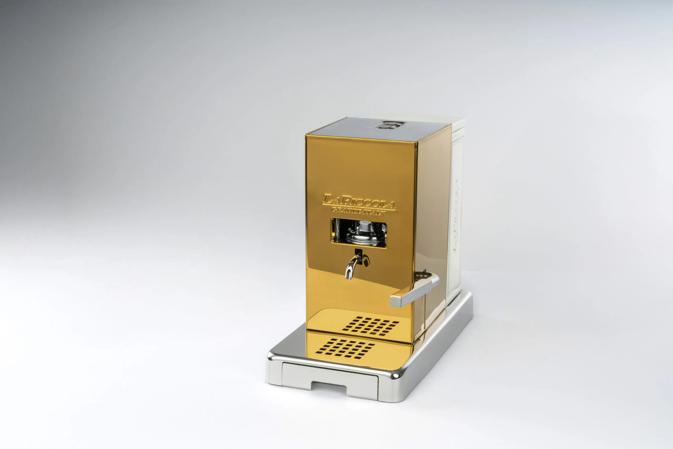 Кафе Машина Piccola Gold автоматична с керамичен резервоар