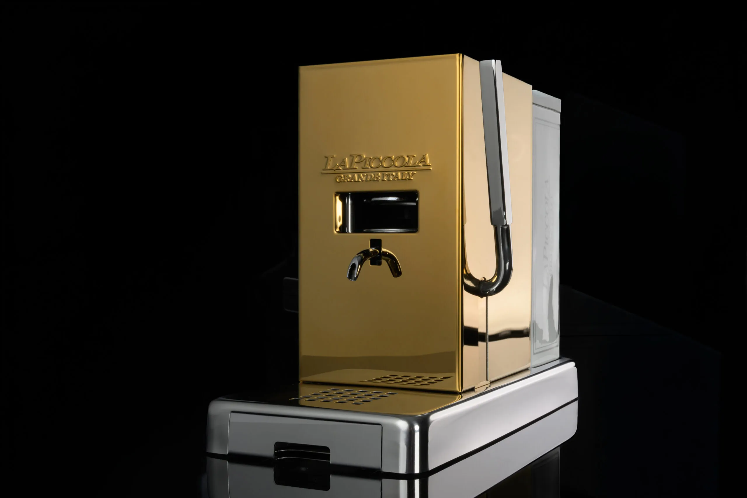 Кафе Машина Piccola Gold автоматична с керамичен резервоар