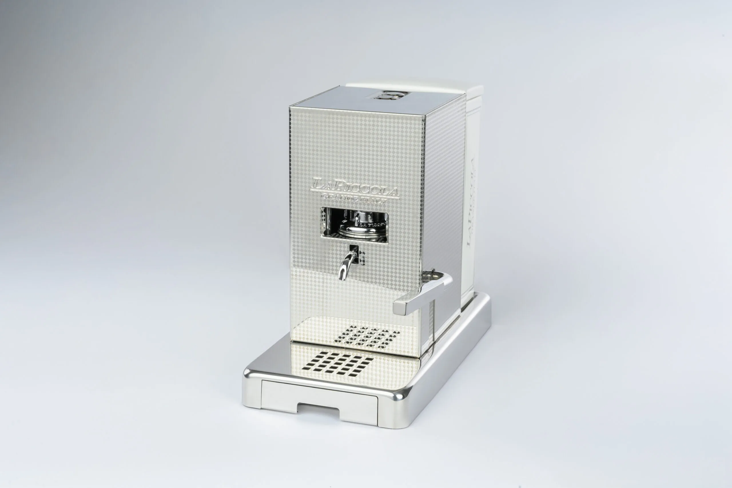 Кафе Машина La Piccola Perla  автоматична с керамичен резервоар